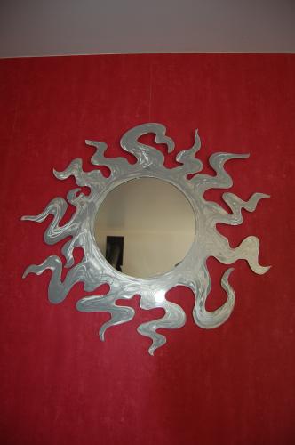 miroir soleil, soleil metal, soleil aluminium, miroir design, miroir metal, miroir deco, miroir decoupe plasma